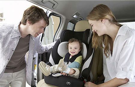 Preschooler ในรถ: วิธีการตรวจสอบความปลอดภัยของเด็ก?